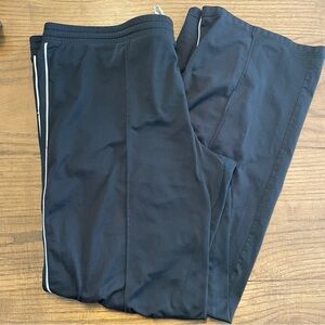 Danskin Now L Black Sweatpants